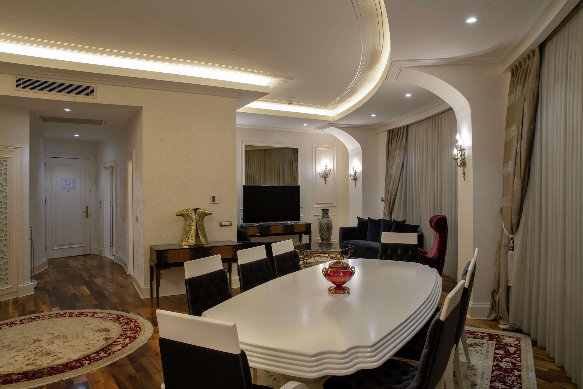 Doubletree By Hilton Gaziantep Hotell Eksteriør bilde